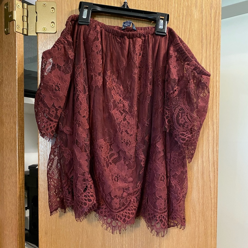 Straight cut across lace top